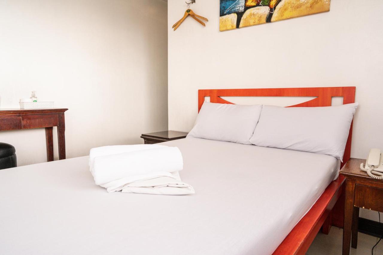 Getz Hotel Manila Eksteriør billede