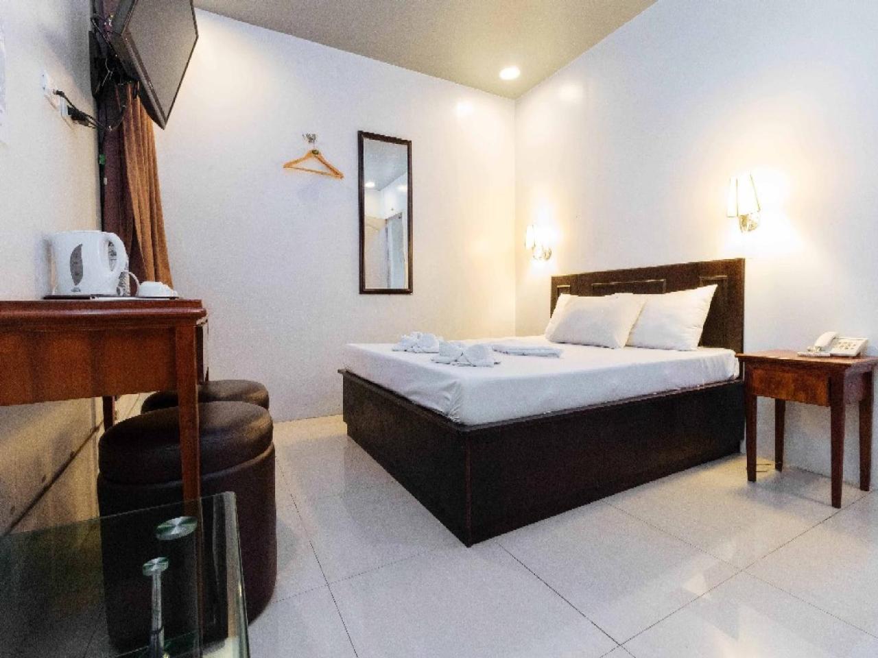Getz Hotel Manila Eksteriør billede